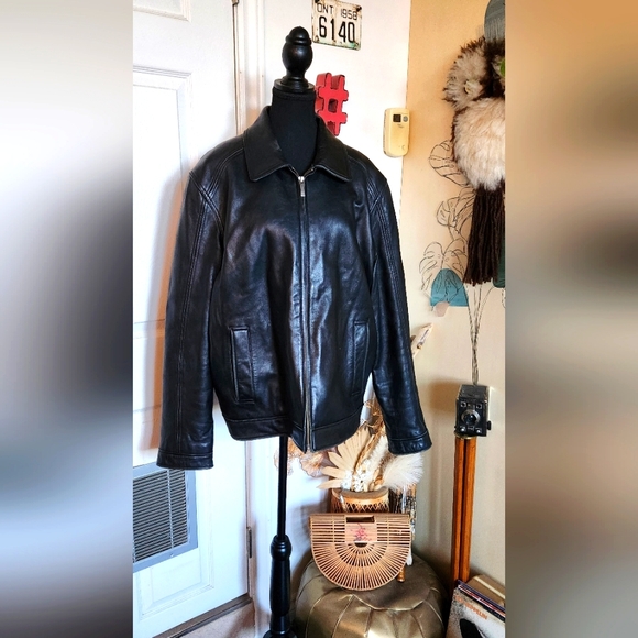 Y2K Kenneth Cole box leather jacket w/lining - Picture 1 of 5